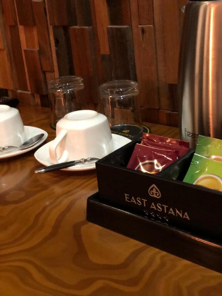 East Astana Hotel Екстериор снимка