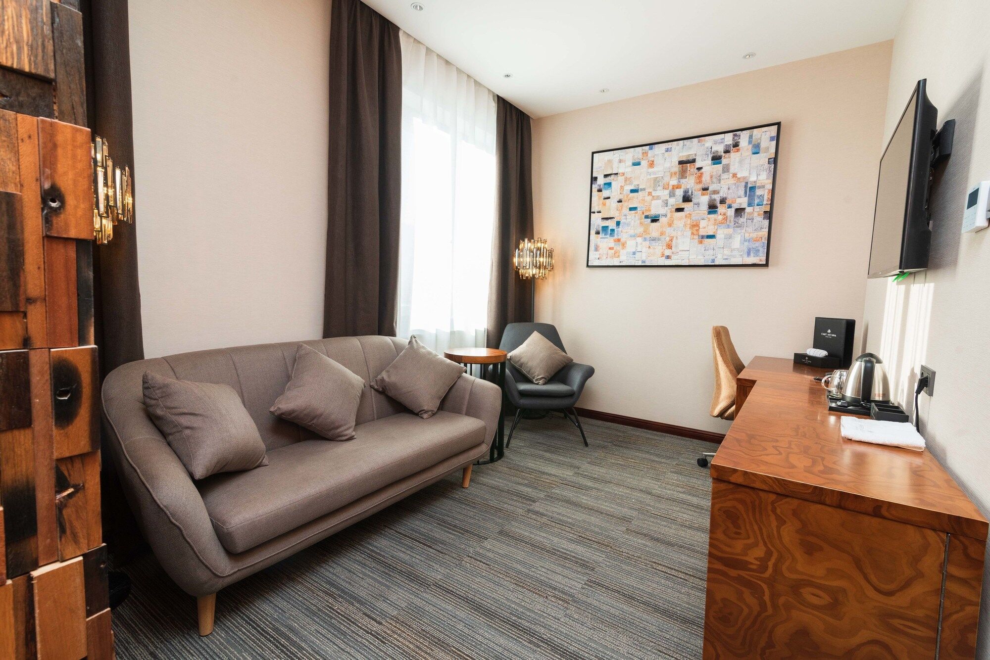 East Astana Hotel Екстериор снимка